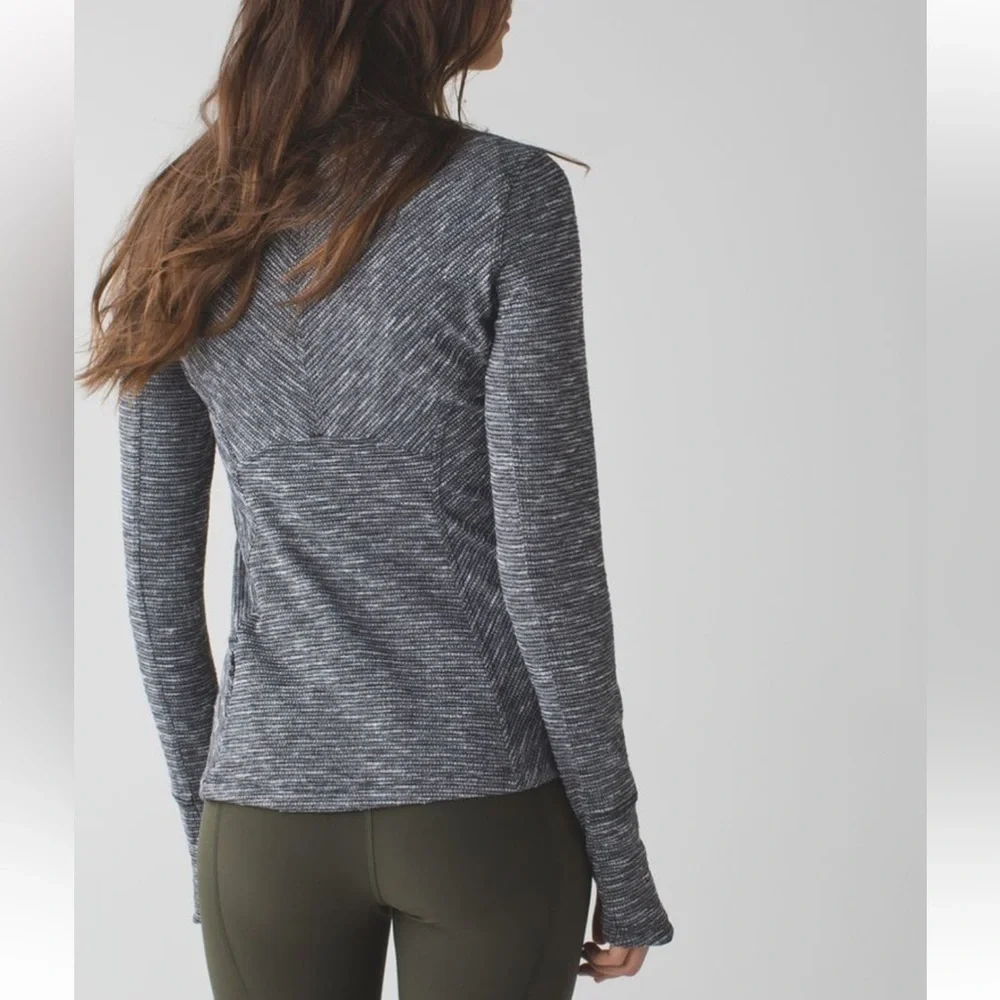 Lululemon Kanto Catch Me Long Sleeve Size 8